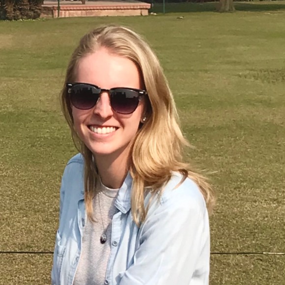 Meet your Posher, Michelle - Picture 1 of 1